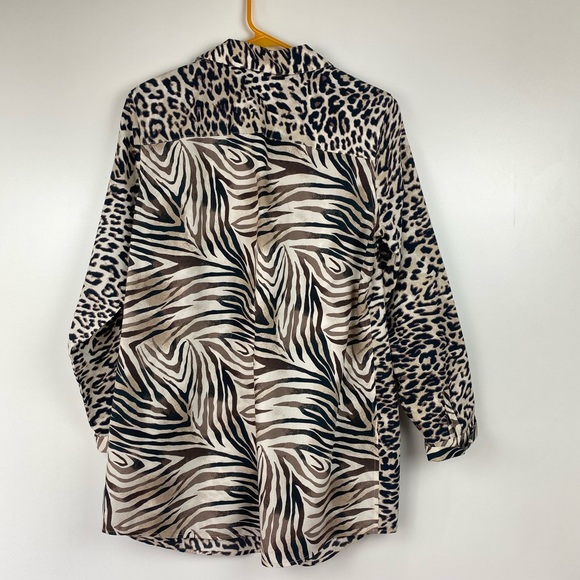 Chico's Leopard Print Button Down Tunic 1 - Picture 2 of 10